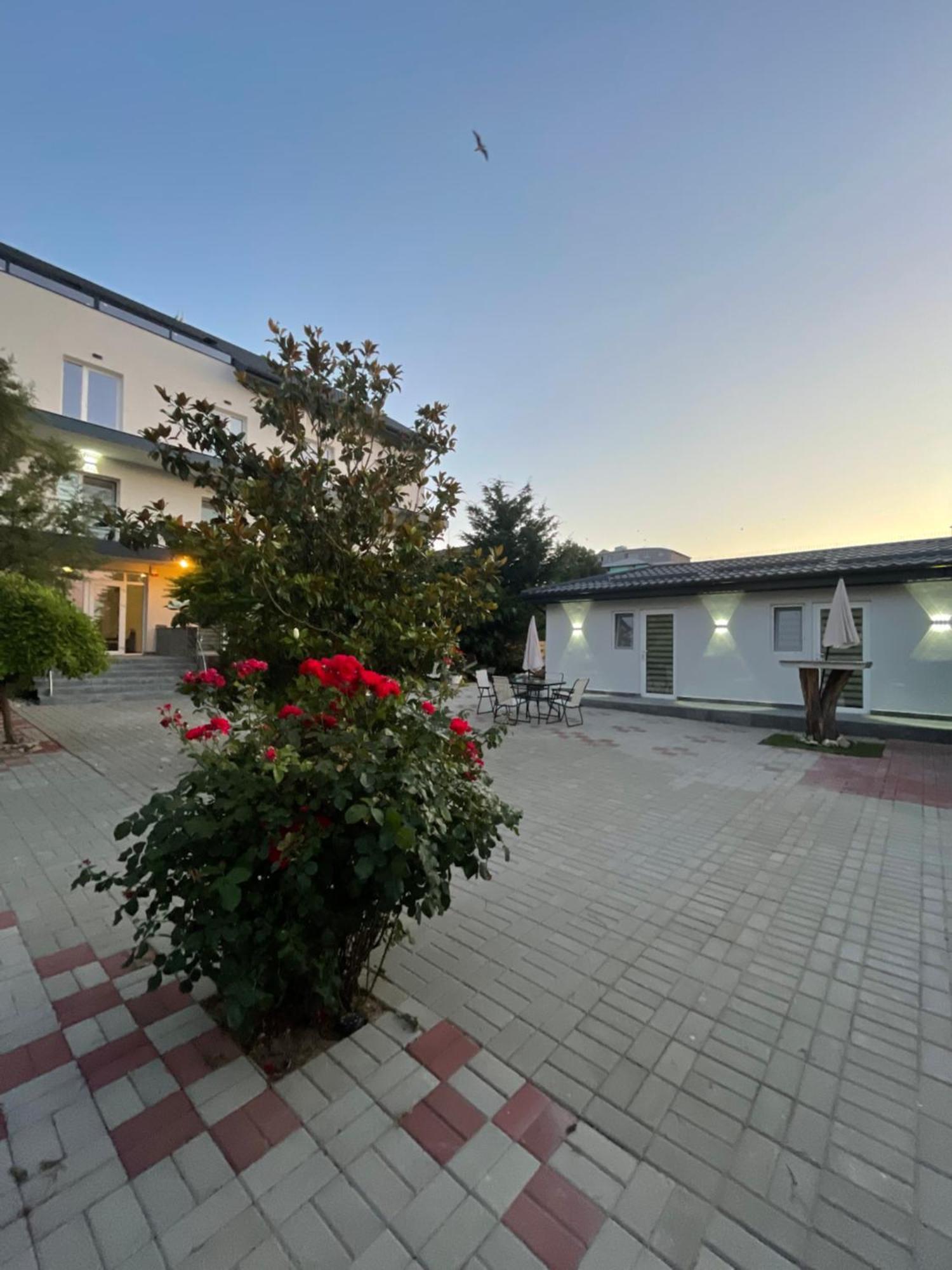 Hotel Dekor Costinești Exterior foto