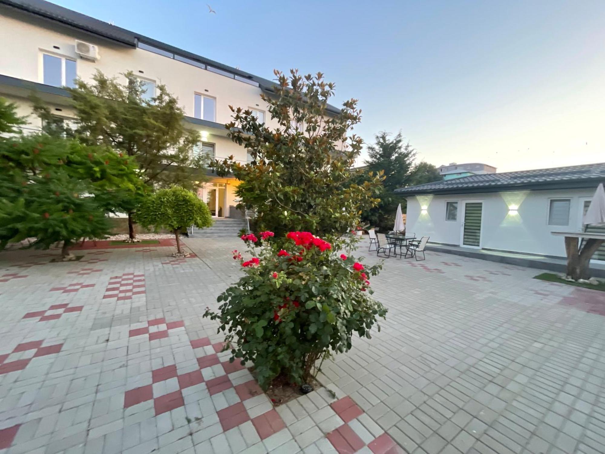 Hotel Dekor Costinești Exterior foto